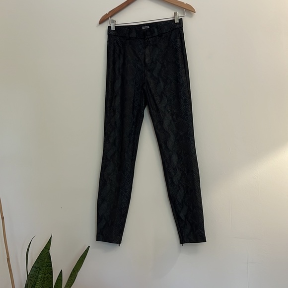 ZARA TRAFALUC LEGGING COLLECTION SNAKE SKIN PANTS SIZE M - Picture 5 of 9